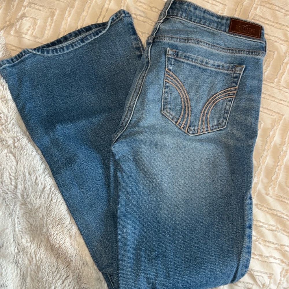 NWOT hollister 4R low rise flare